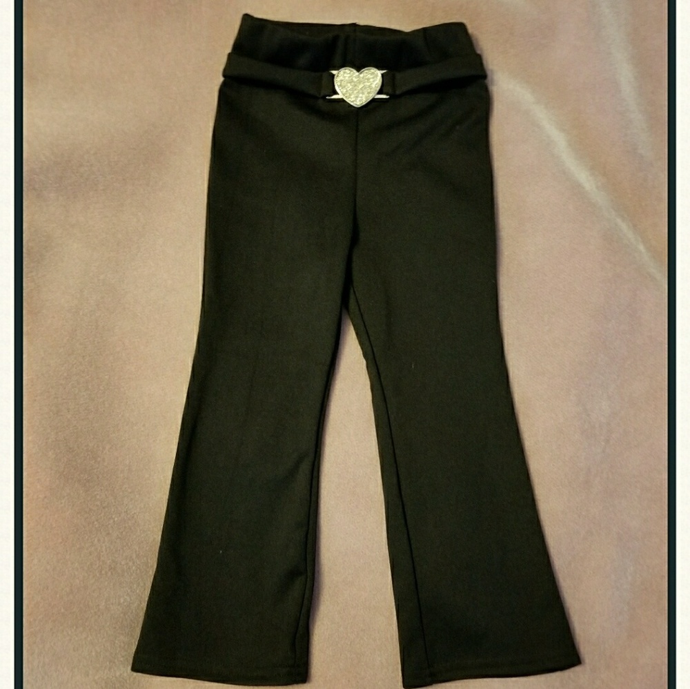 NWOT black pants size 3T